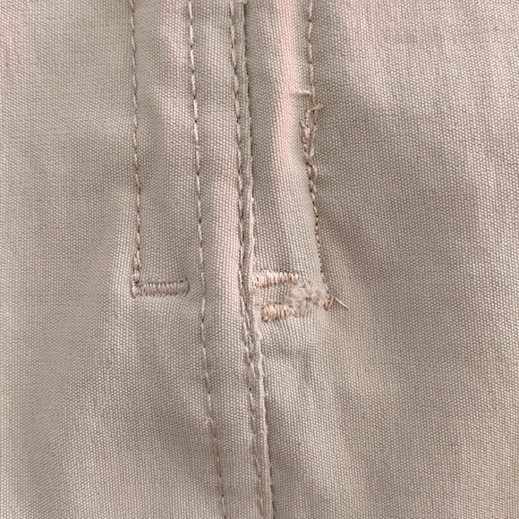 Eddie Bauer Cropped Hiking Pants, Size 8, Light Khaki Beige - Picture 4 of 7